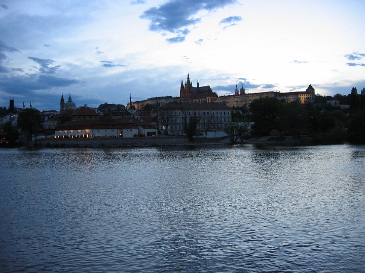 09 Prague castle evening.JPG